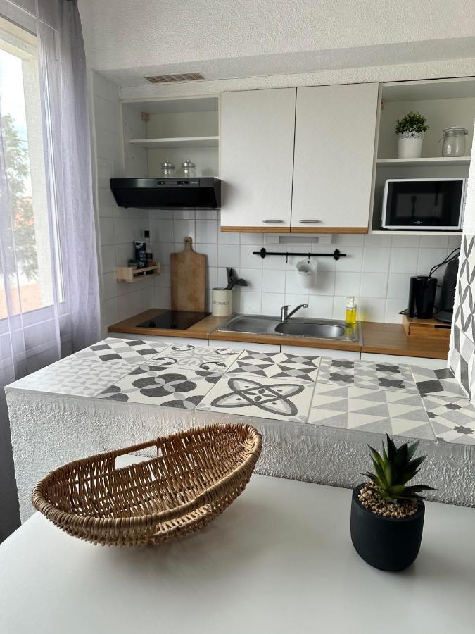 Charmant Studio Lumineux Florida Plage Apartment Canet-en-Roussillon Exterior photo